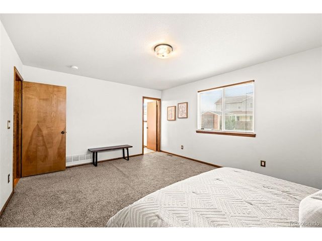 8795 E 105th Ct, Henderson, CO 80640