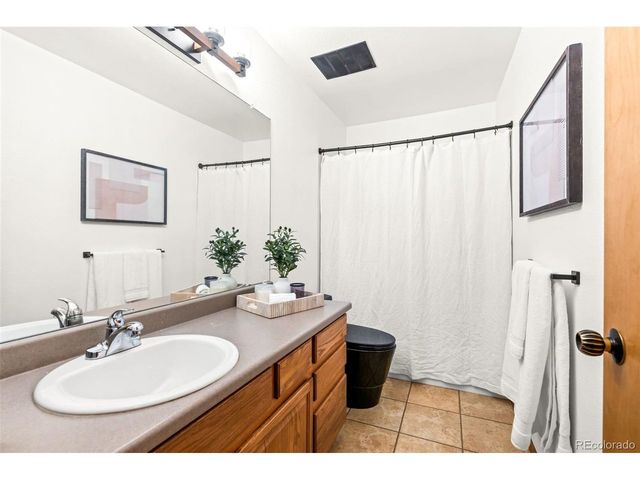 8795 E 105th Ct, Henderson, CO 80640