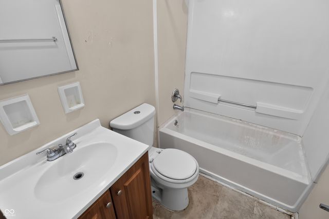 7642 E 34th Place, Indianapolis, IN 46226