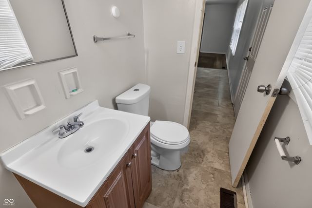 7642 E 34th Place, Indianapolis, IN 46226