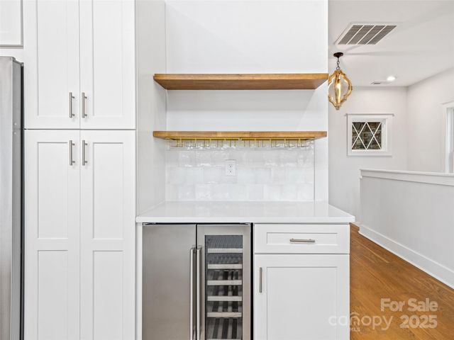 273 Mount Allen Heights, Black Mountain, NC 28711