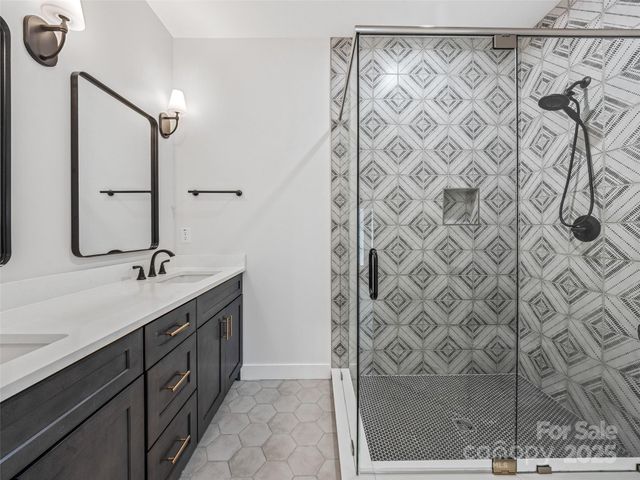 273 Mount Allen Heights, Black Mountain, NC 28711