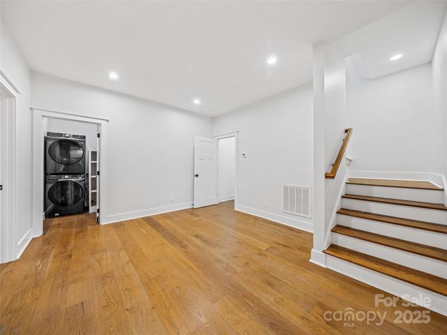 273 Mount Allen Heights, Black Mountain, NC 28711