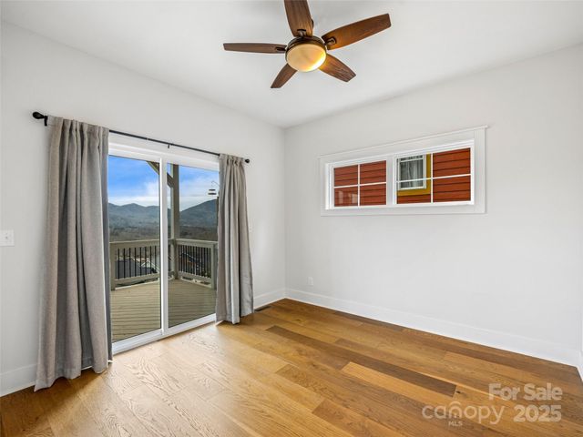 273 Mount Allen Heights, Black Mountain, NC 28711