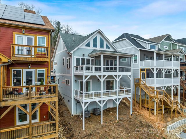 273 Mount Allen Heights, Black Mountain, NC 28711