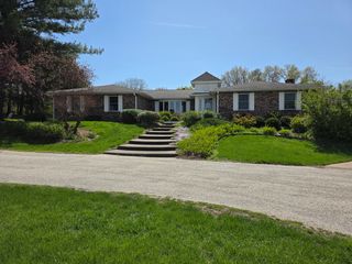 7289 N 2300th Avenue, Geneseo, IL 61254