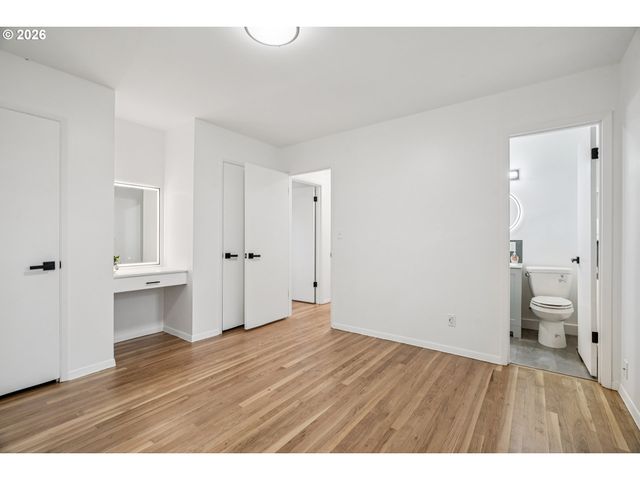 1018 Se 164TH Ave, Portland, OR 97233