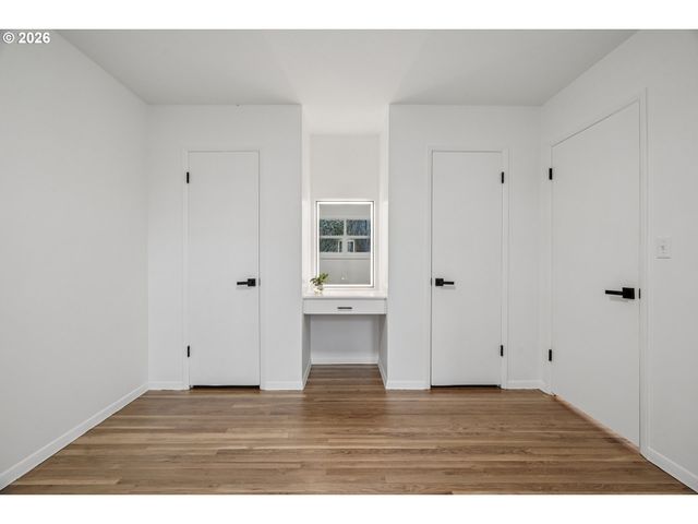 1018 Se 164TH Ave, Portland, OR 97233