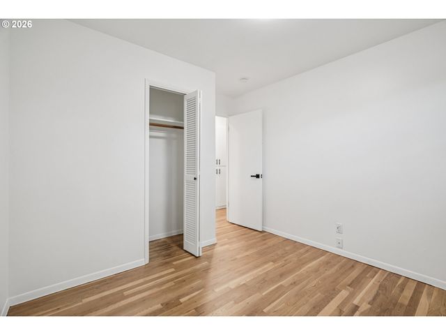 1018 Se 164TH Ave, Portland, OR 97233