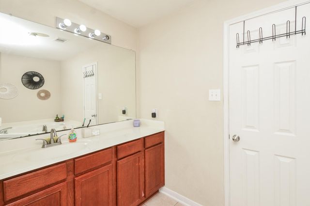 2122 Platinum Mist Drive, Rosharon, TX 77583