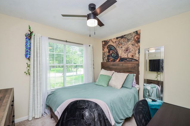 2122 Platinum Mist Drive, Rosharon, TX 77583