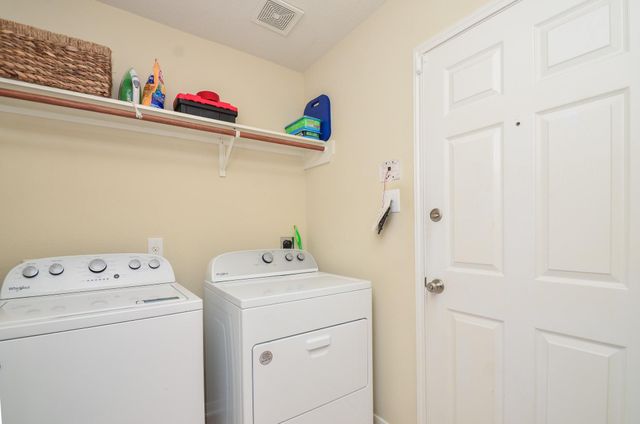 2122 Platinum Mist Drive, Rosharon, TX 77583