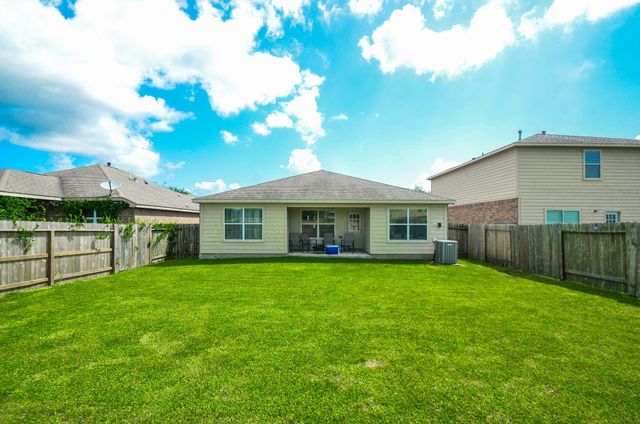 2122 Platinum Mist Drive, Rosharon, TX 77583