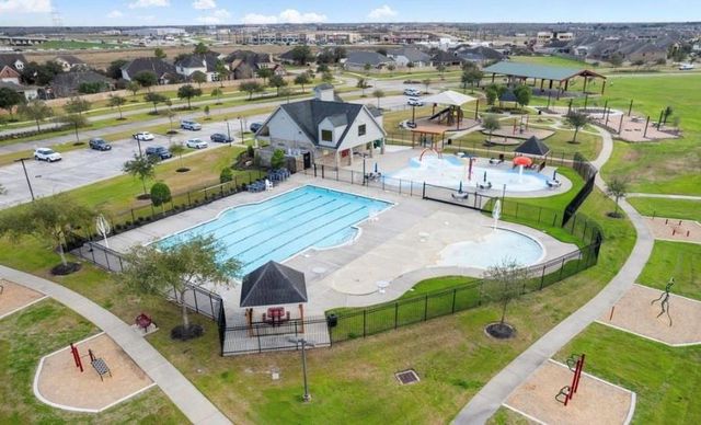 2122 Platinum Mist Drive, Rosharon, TX 77583