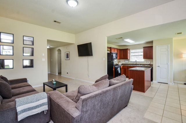 2122 Platinum Mist Drive, Rosharon, TX 77583