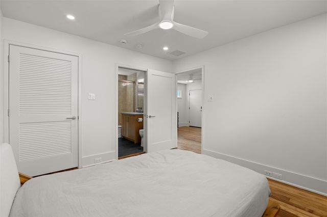 717 Arlington Street GA, Houston, TX 77007