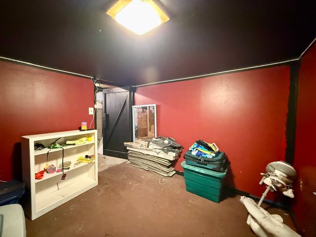 28 Skipper Lane, Westfield, MA 01085