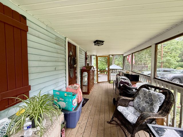 28 Skipper Lane, Westfield, MA 01085