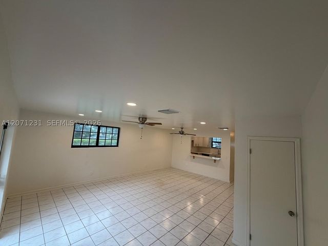 2065 NE 139th St, North Miami Beach, FL 33181