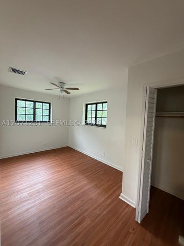 2065 NE 139th St, North Miami Beach, FL 33181