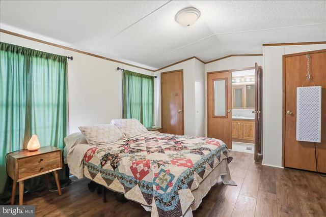 861 ROYAL CREST DRIVE, Martinsburg, WV 25401