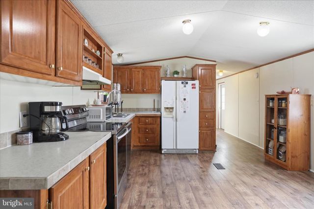 861 ROYAL CREST DRIVE, Martinsburg, WV 25401