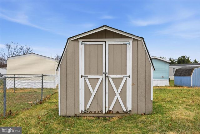 861 ROYAL CREST DRIVE, Martinsburg, WV 25401