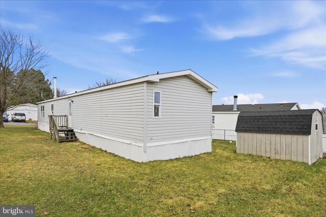 861 ROYAL CREST DRIVE, Martinsburg, WV 25401