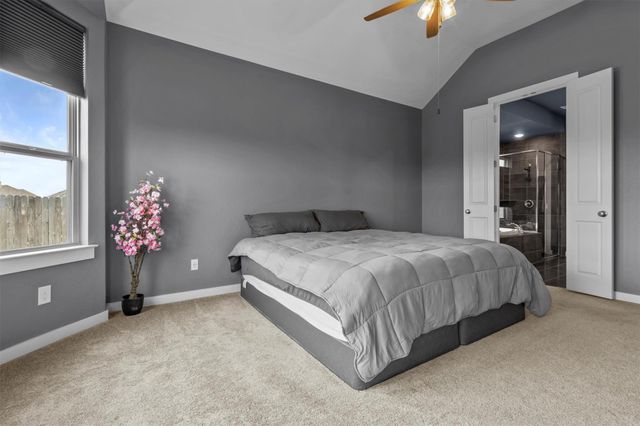 532 Calmo CT, Liberty Hill, TX 78642