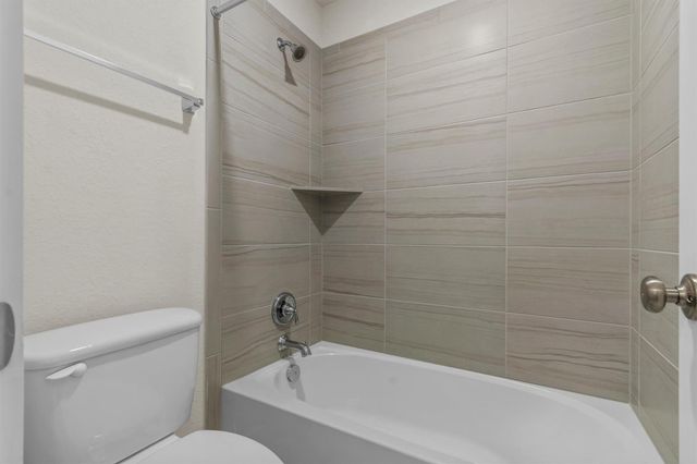 532 Calmo CT, Liberty Hill, TX 78642