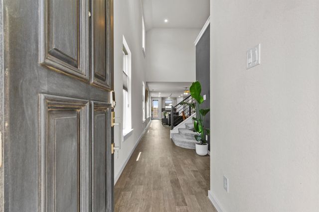 532 Calmo CT, Liberty Hill, TX 78642