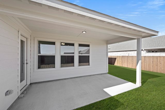 500 Pebble Circle, Azle, TX 76020