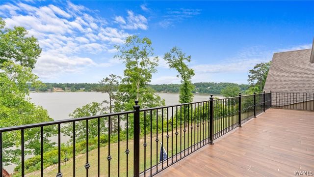 11760 High Cliff, Northport, AL 35475