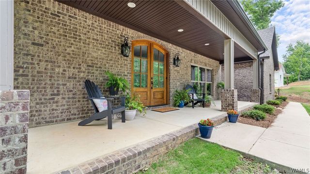 11760 High Cliff, Northport, AL 35475