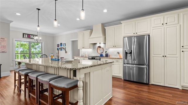11760 High Cliff, Northport, AL 35475