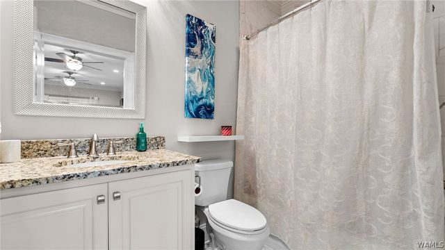 11760 High Cliff, Northport, AL 35475