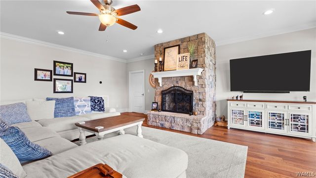 11760 High Cliff, Northport, AL 35475