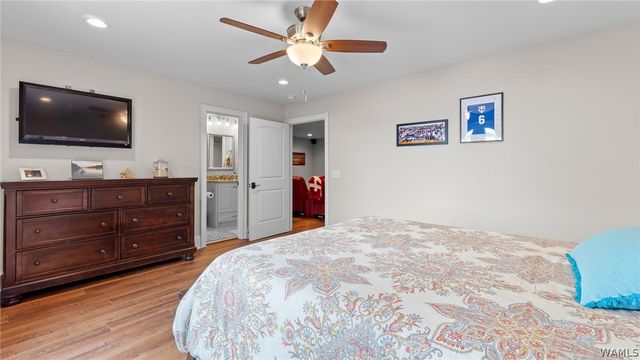 11760 High Cliff, Northport, AL 35475