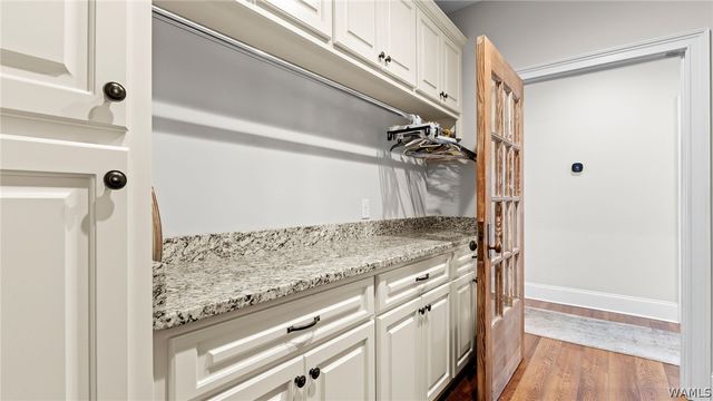 11760 High Cliff, Northport, AL 35475