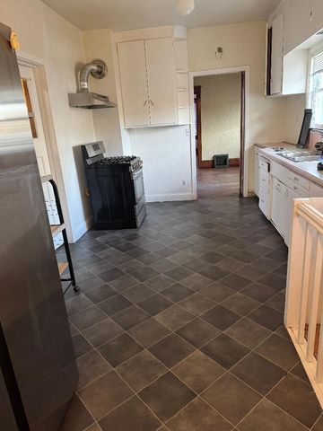 430 W Jefferson St, Stockton, CA 95206