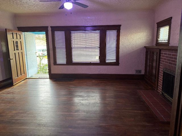 430 W Jefferson St, Stockton, CA 95206