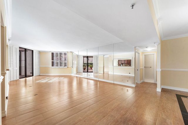 1155 Hillsboro Mile 109, Hillsboro Beach, FL 33062