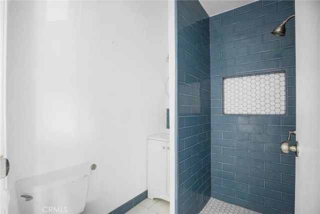 322 W 105th, Los Angeles, CA 90003