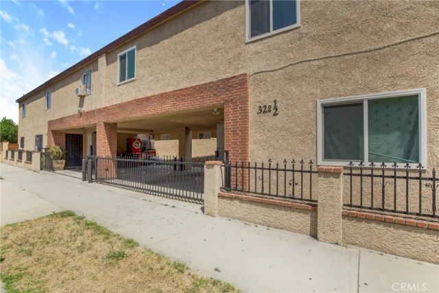 322 W 105th, Los Angeles, CA 90003