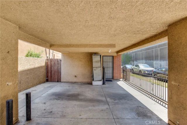 322 W 105th, Los Angeles, CA 90003