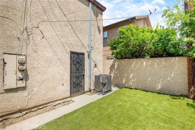 322 W 105th, Los Angeles, CA 90003
