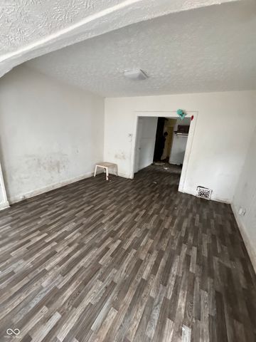 1528 N Tacoma Avenue, Indianapolis, IN 46201