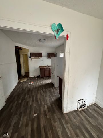 1528 N Tacoma Avenue, Indianapolis, IN 46201