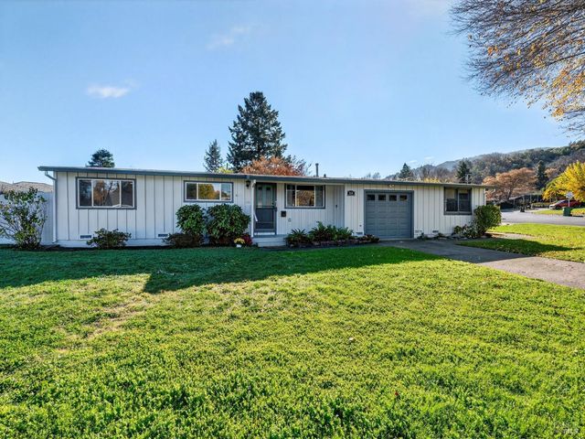 810 Mendocino Dr, Ukiah, CA 95482
