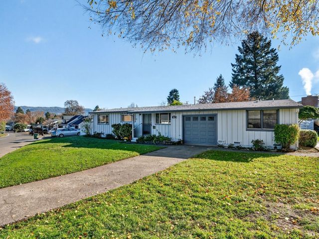 810 Mendocino Dr, Ukiah, CA 95482